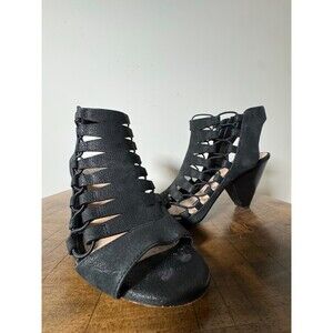 Vince Camuto Black Strappy Sandal Heels Size 9 Trendy Edgy